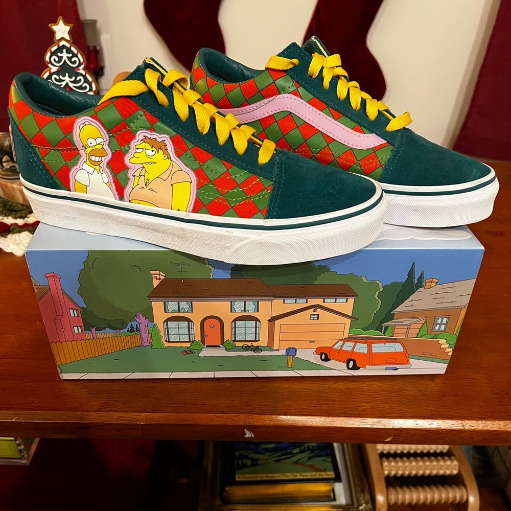 Vans The Simpsons Moe’s Tavern Sneakers